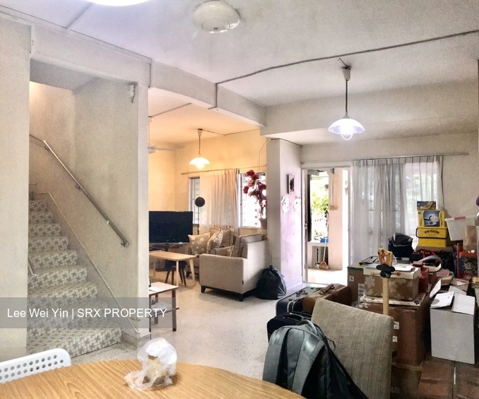 Hillview Estate (D23), Terrace #215881751